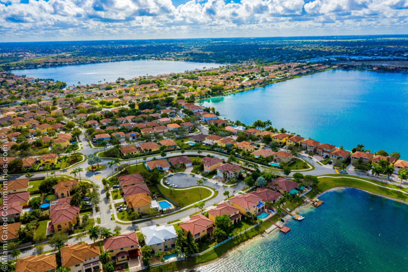 Venezia Lakes Private & Gated Communities of Florida Miami Gated