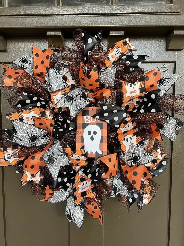 32 Easy DIY Halloween Wreath Ideas Mica Restaurant