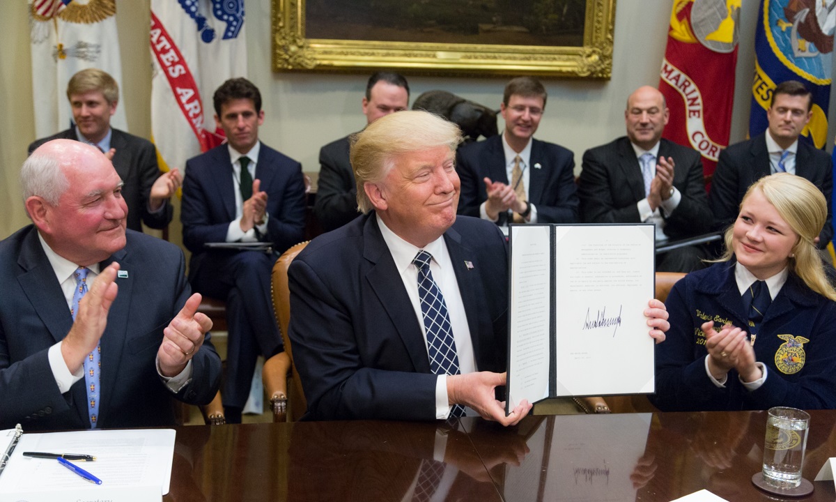 What’s Up With Executive Orders? Michael Maharrey