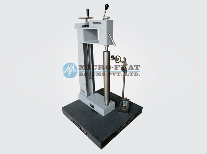 Bench Centres, Vertical Bench Centre, Cast Iron Bench Centre, Precision