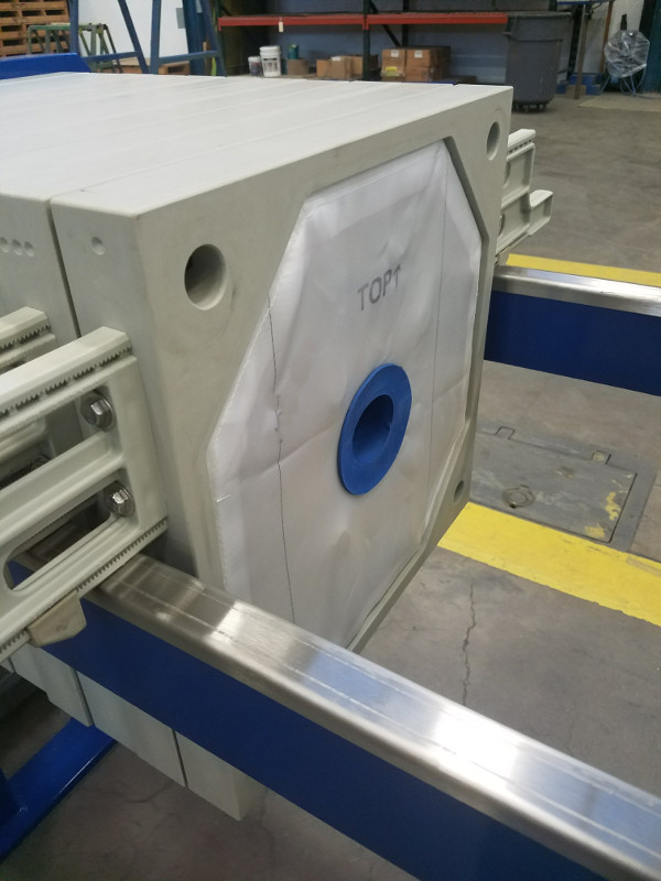 Selecting the Best Filter Cloth for Specific Applications Micronics, Inc