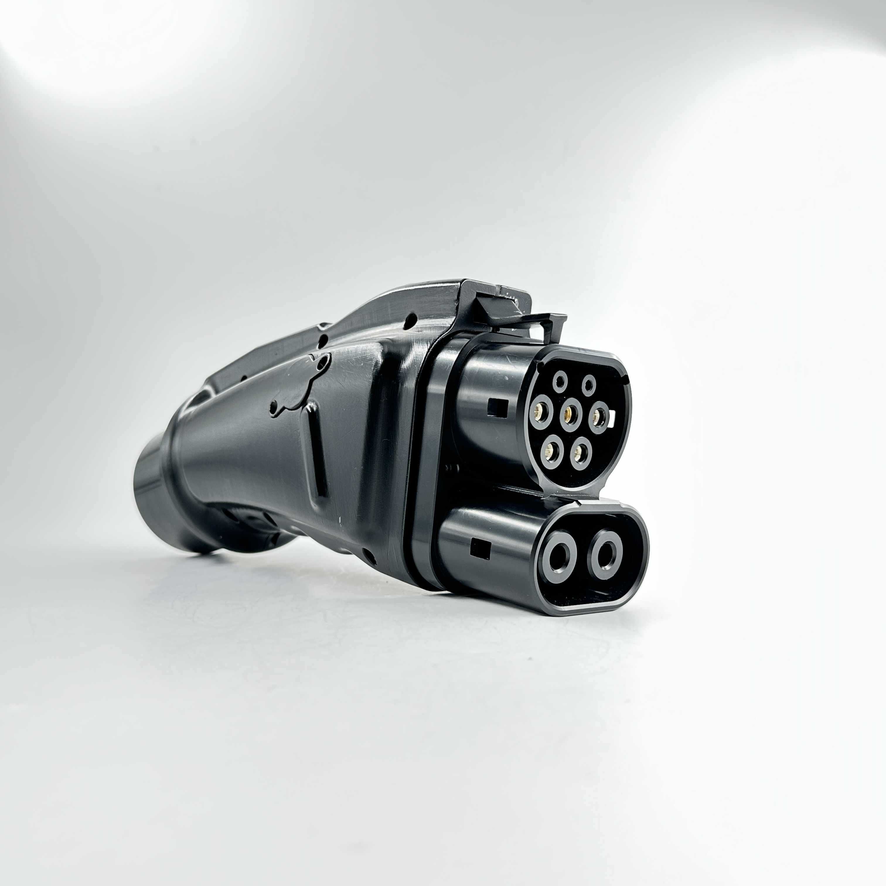 DC Charger Connector EV Adapter Combo 2 Plug GBT Plug 200A GBT to CCS2