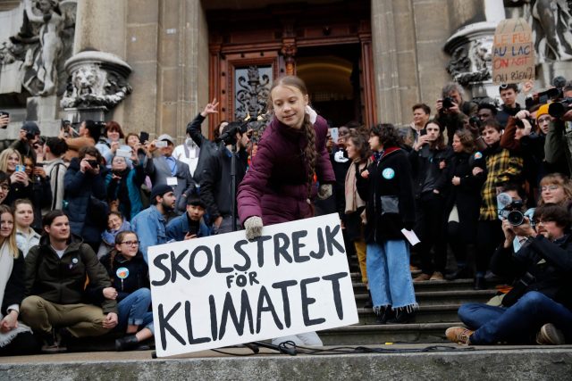 TOPSHOT-SWITZERLAND-CLIMATE-ENVIRONMENT-DEMO