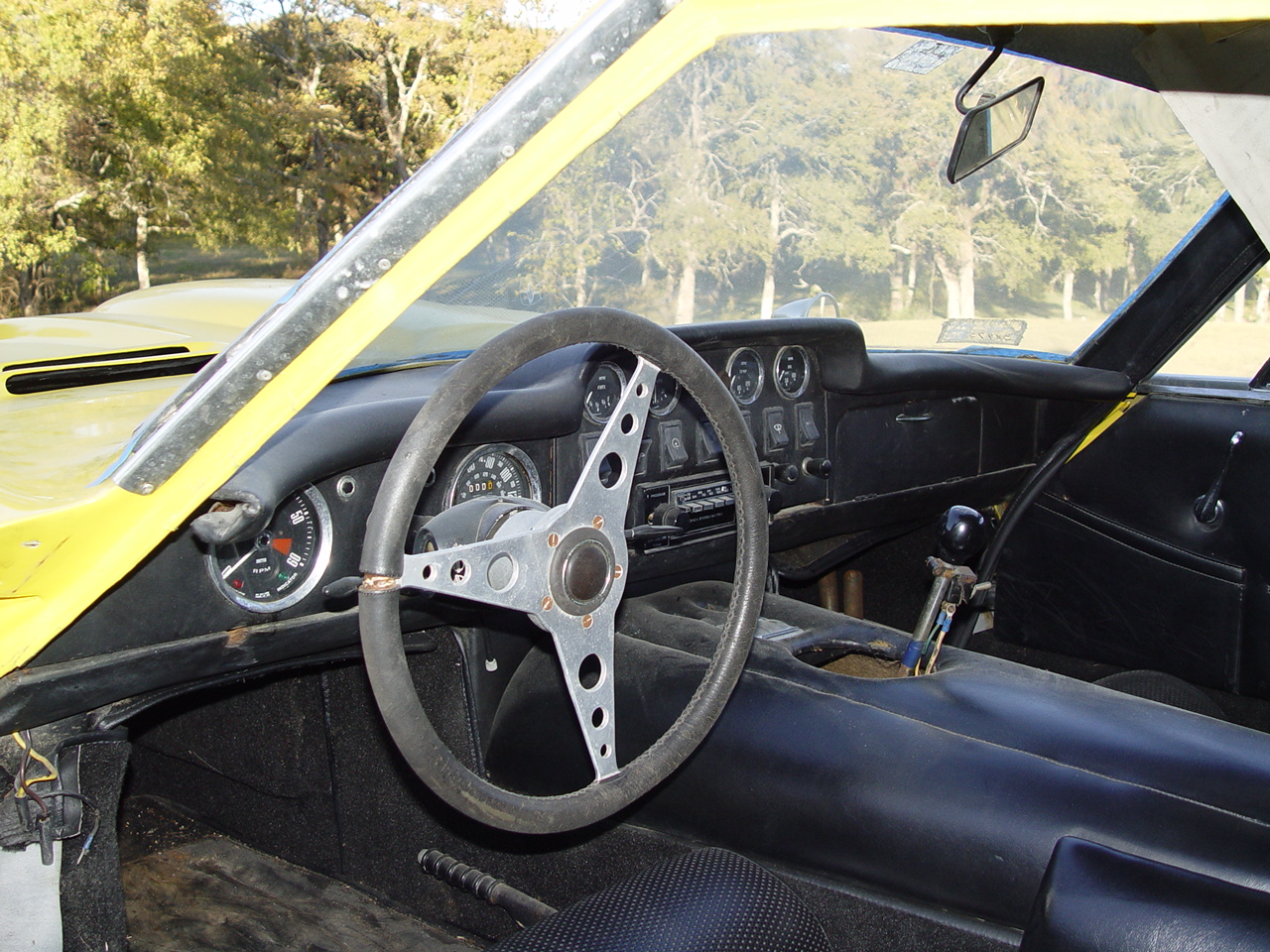 MIDLIFE CLASSICS 1969 Marcos 3000 GT Pending Restoration