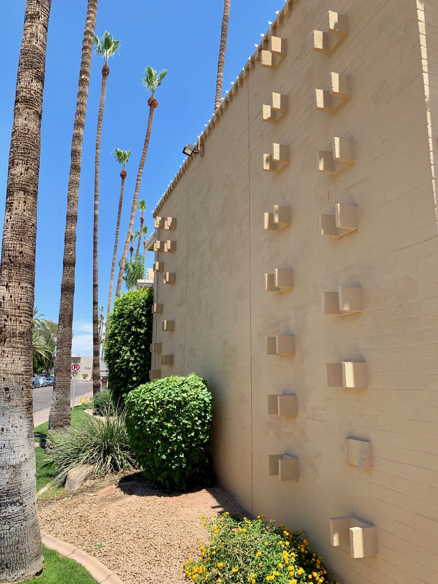 La Cresenta Apartments Tempe Mid Mod Phoenix