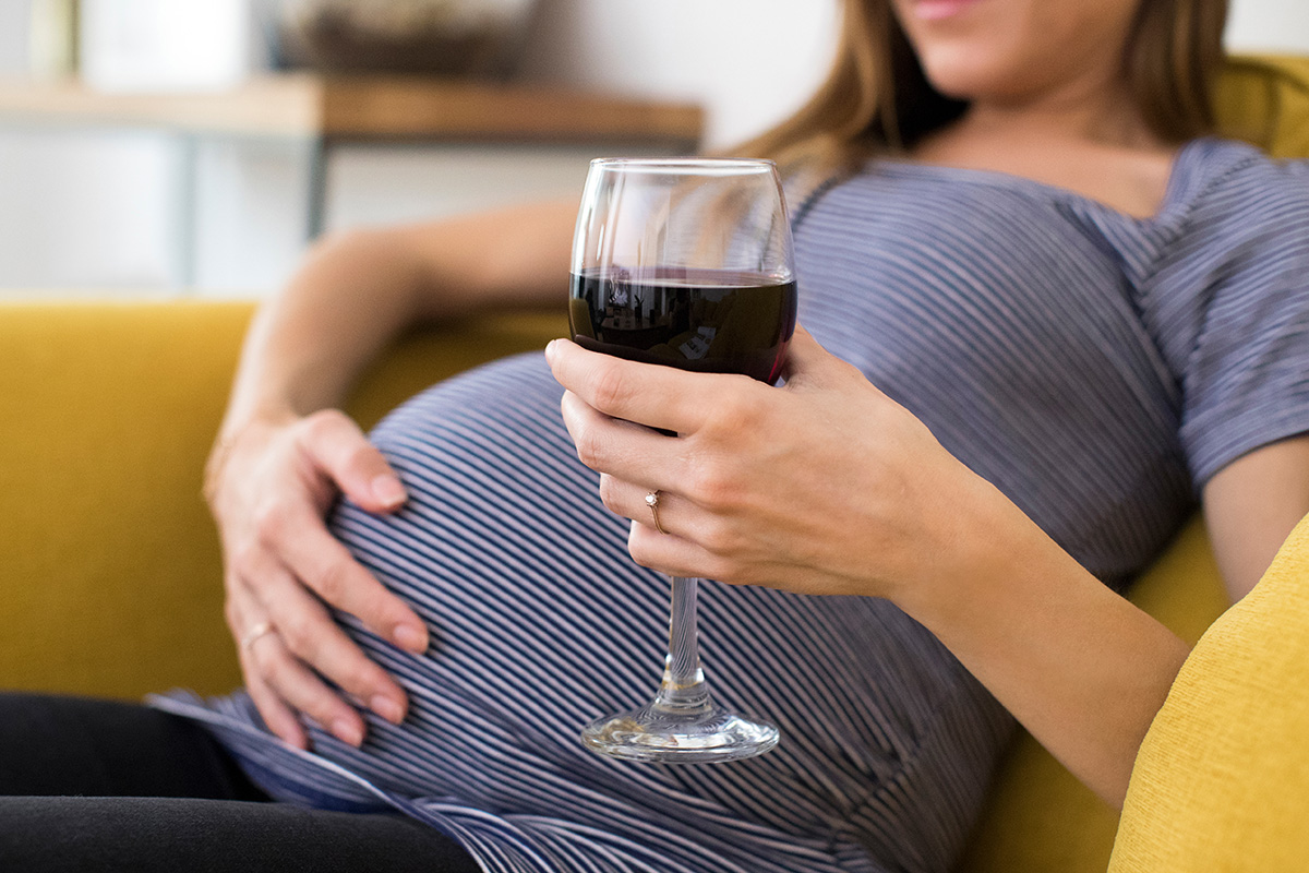 Is It OK to Drink Wine During Pregnancy? Alcohol Detox OH
