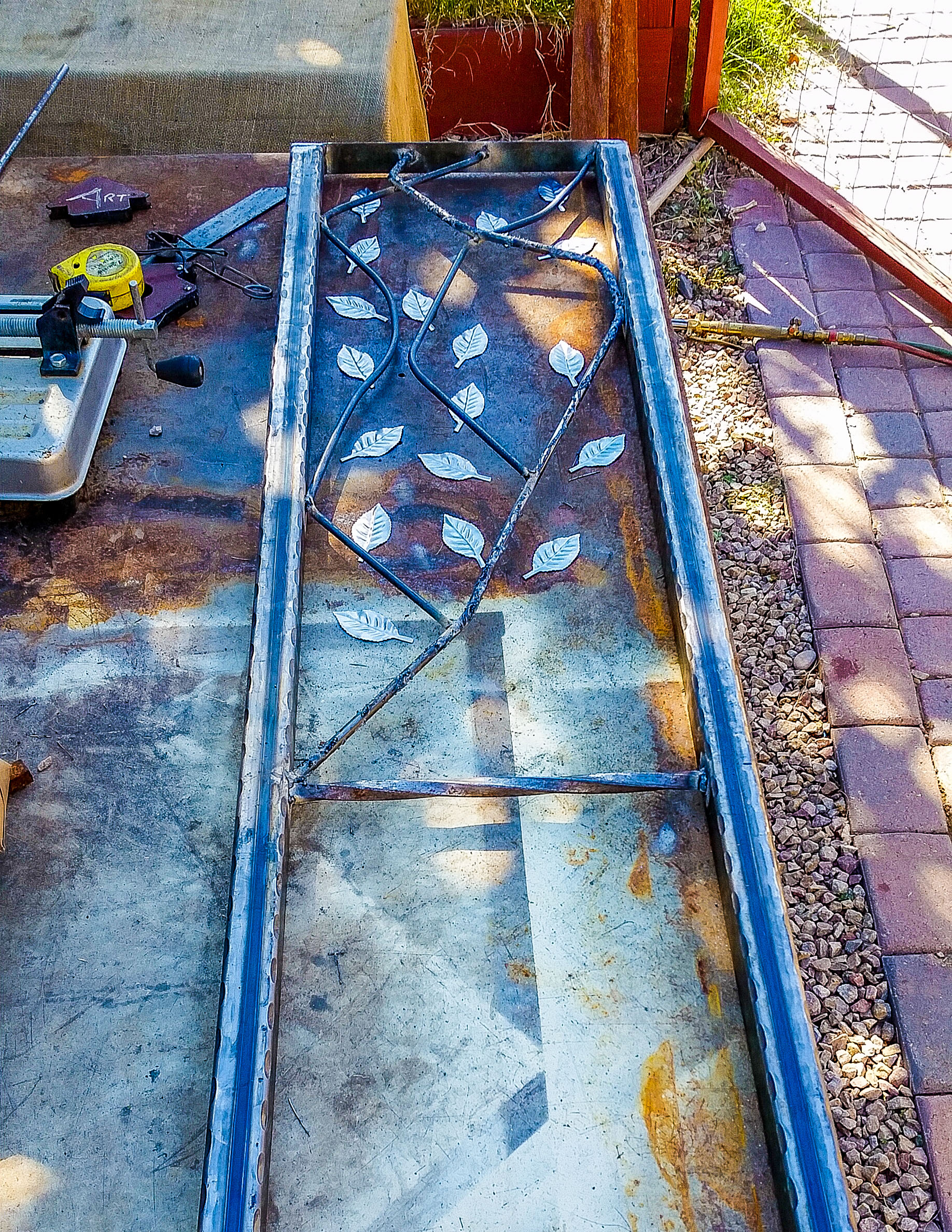 Mike and Art Design - Custom Wood and Metal Artwork