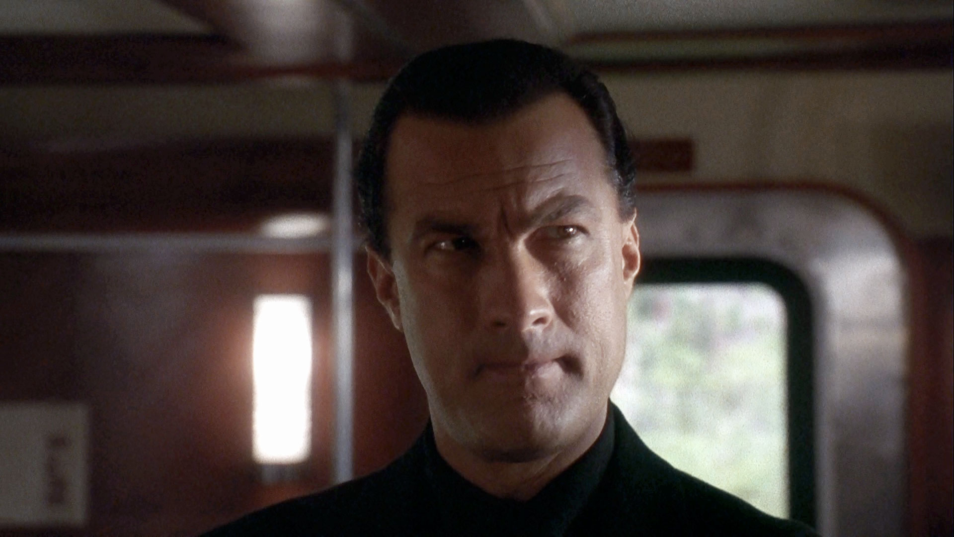 Under Siege 2 Dark Territory Review