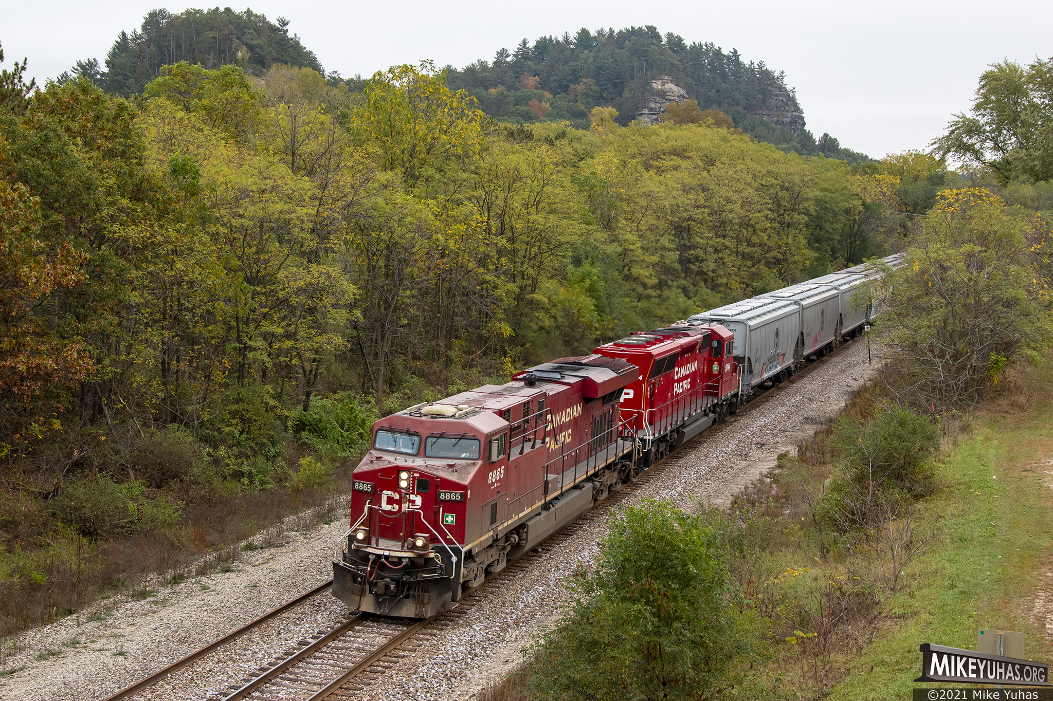 Railroad Photos by Mike Yuhas Camp Douglas, Wisconsin, 10/9/2021