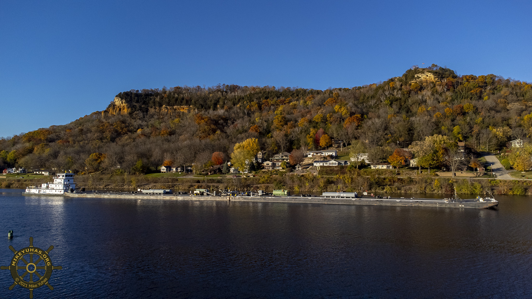 Marine Photos by Mike Yuhas Trempealeau, Wisconsin, 10/30/2021