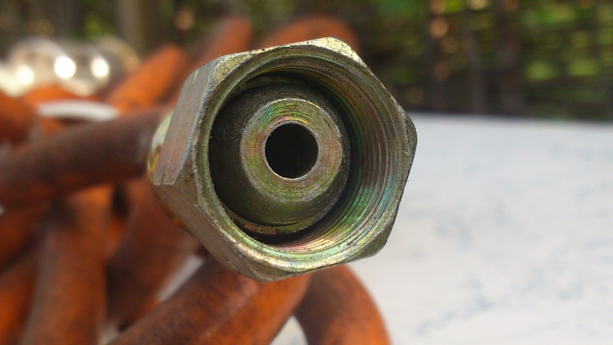 wie an Gasflasche (5kg) anschließen?