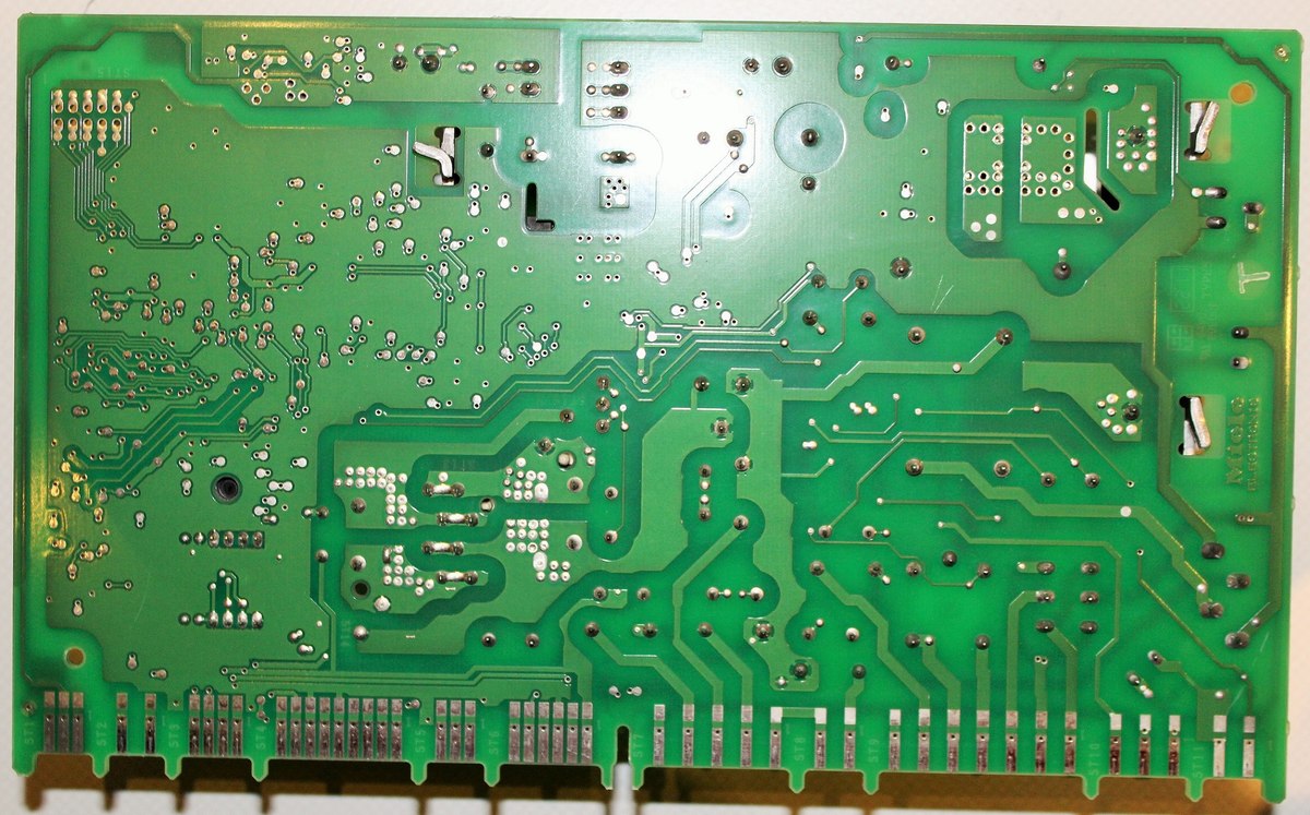 Miele W5901 geht nach 5J. nicht mehr an ELP 165 SW defekt