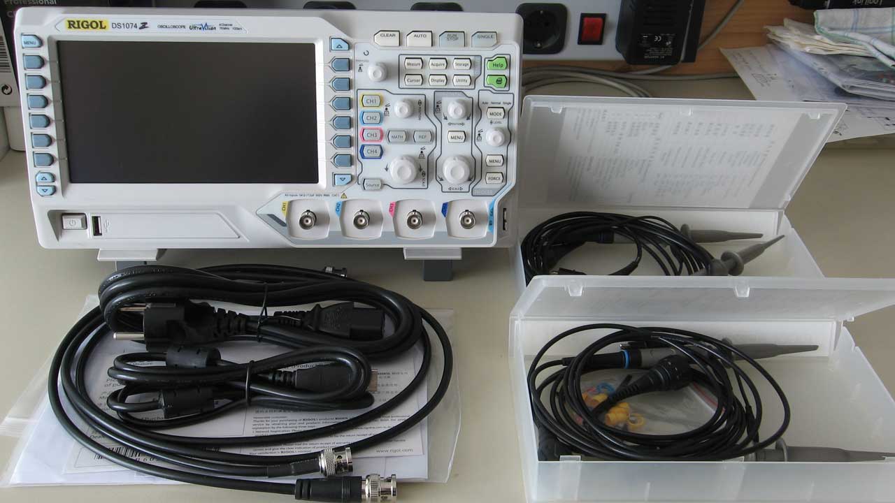 [V] RIGOL DS1074ZS