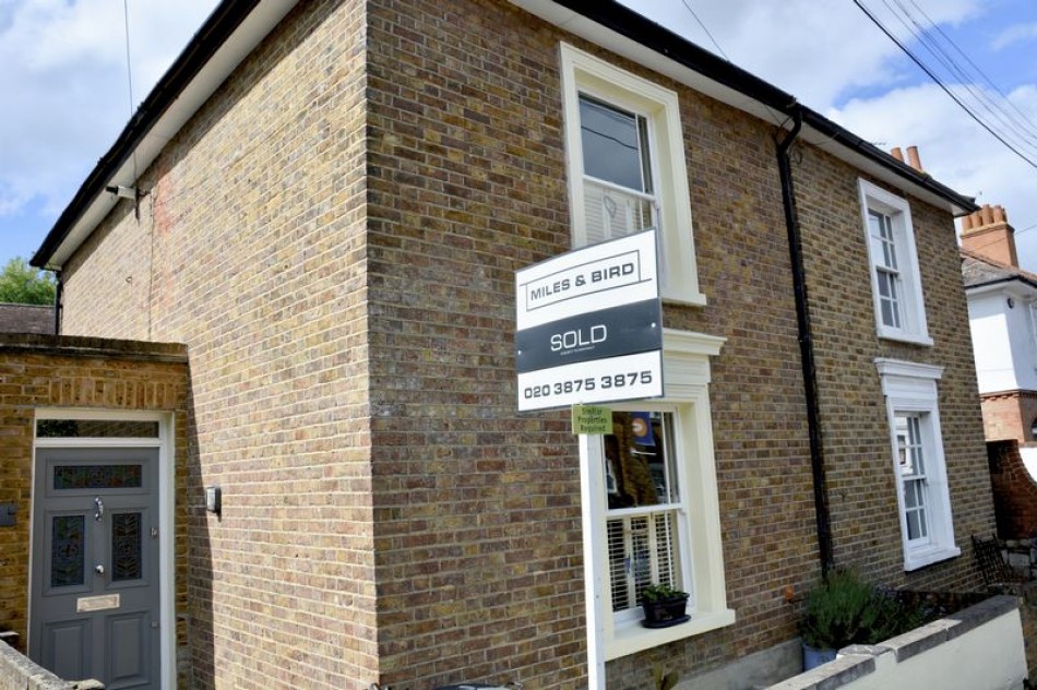 St. Johns Road, Hampton Wick Miles & Bird Estate Agents covering