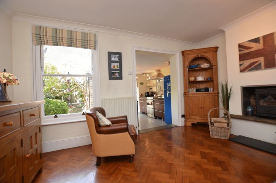 St. Johns Road, Hampton Wick Miles & Bird Estate Agents covering