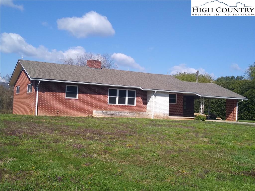 Brick Rancher, Sparta, NC Miles Realty