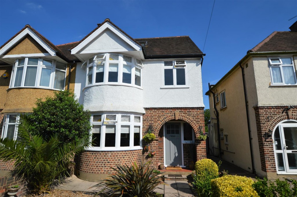 Nelson Gardens, Whitton, Hounslow, 4 bedroom, House