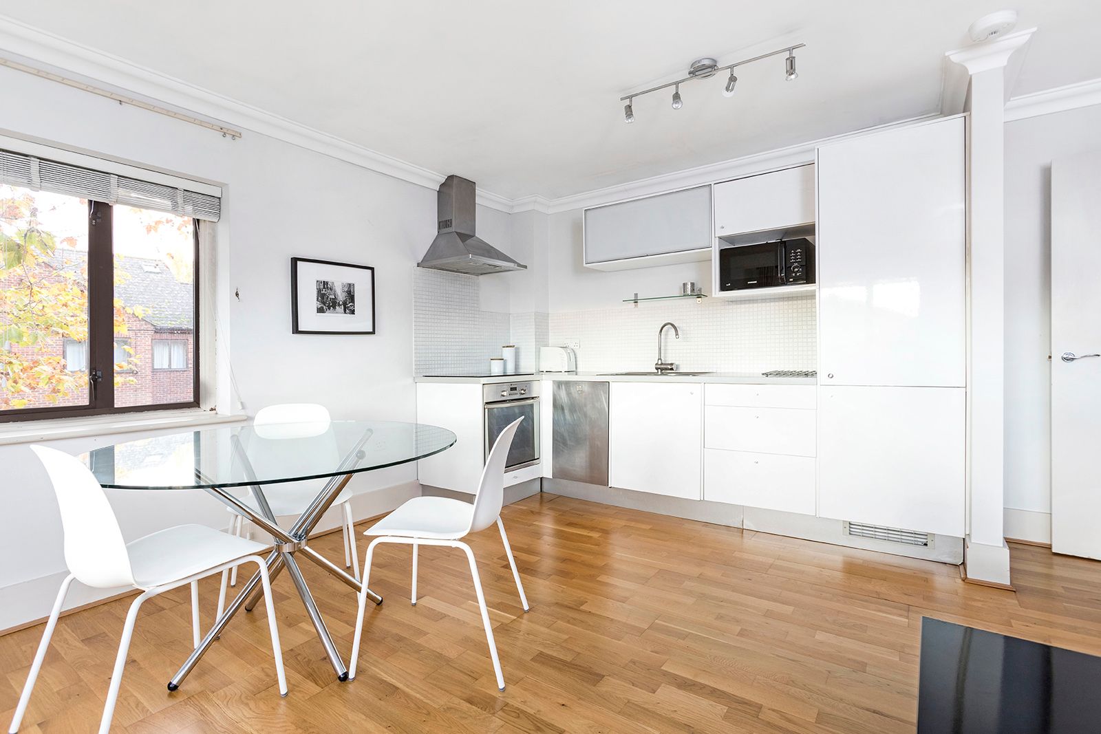 St Helens Gardens, London, W10 Milton Stone