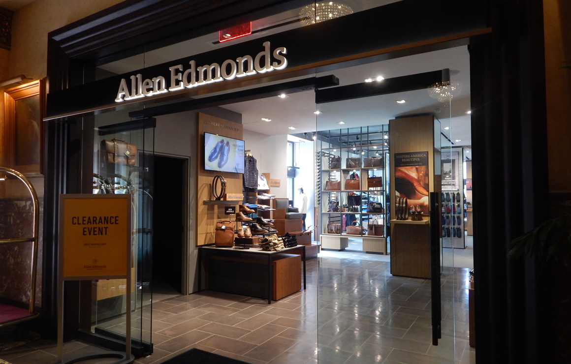 Wisconsin Avenue Allen Edmonds Blog Experience Milwaukee