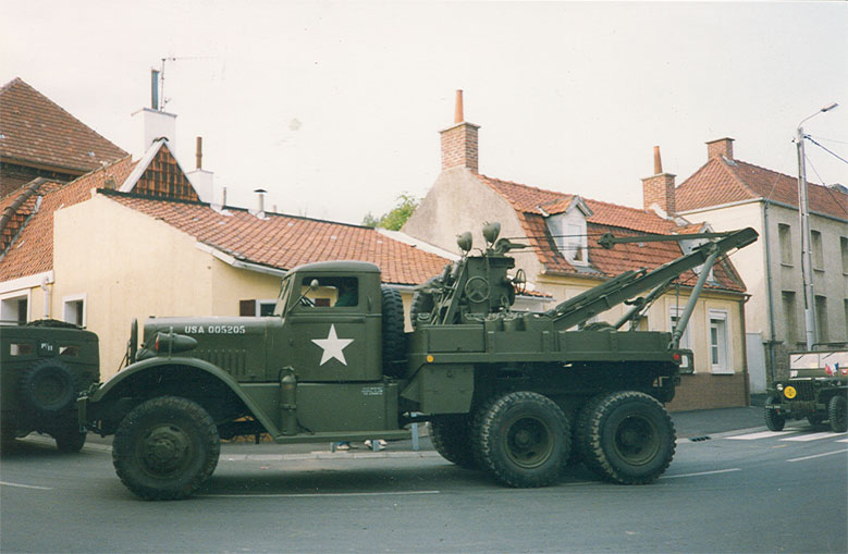 JIPES E FORAS DE ESTRADA Ward La France M1A1 Heavy Wrecker