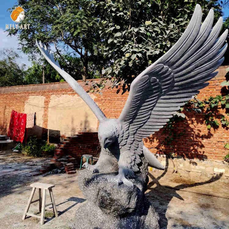 Carved Marble Garden Eagle Garden Animal Statue For Sale MLMS047