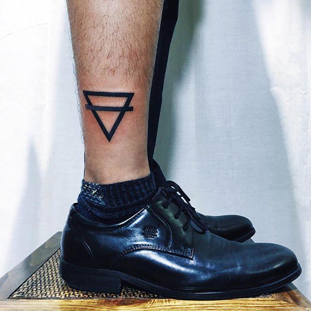 +55 tatuagens na PERNA MASCULINA FECHADA 100 Tatuagens Masculinas na Perna (melhores fotos!)