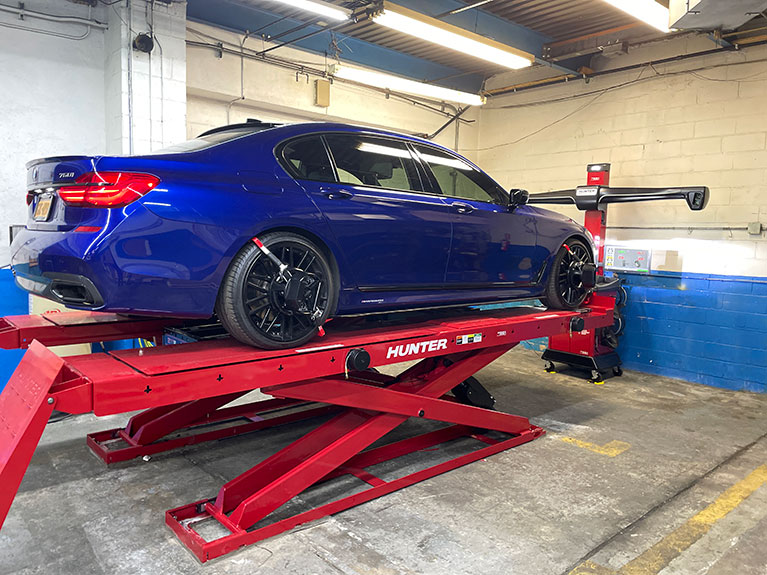 Wheel Alignment MINHS Automotive