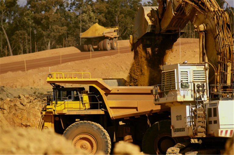 Bauxite on the move