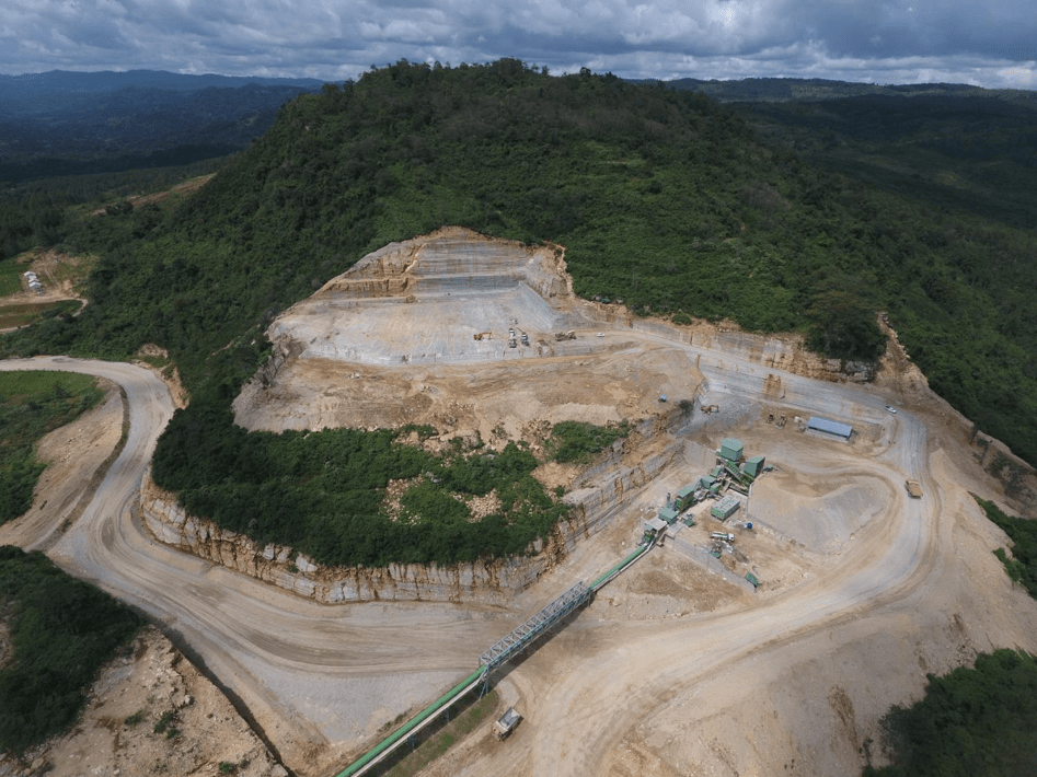 Mechanized limestone mining for cement production without blasting