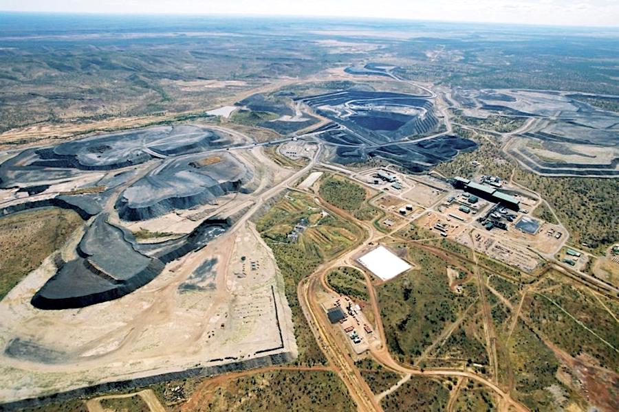Century zinc mine begins commercial production