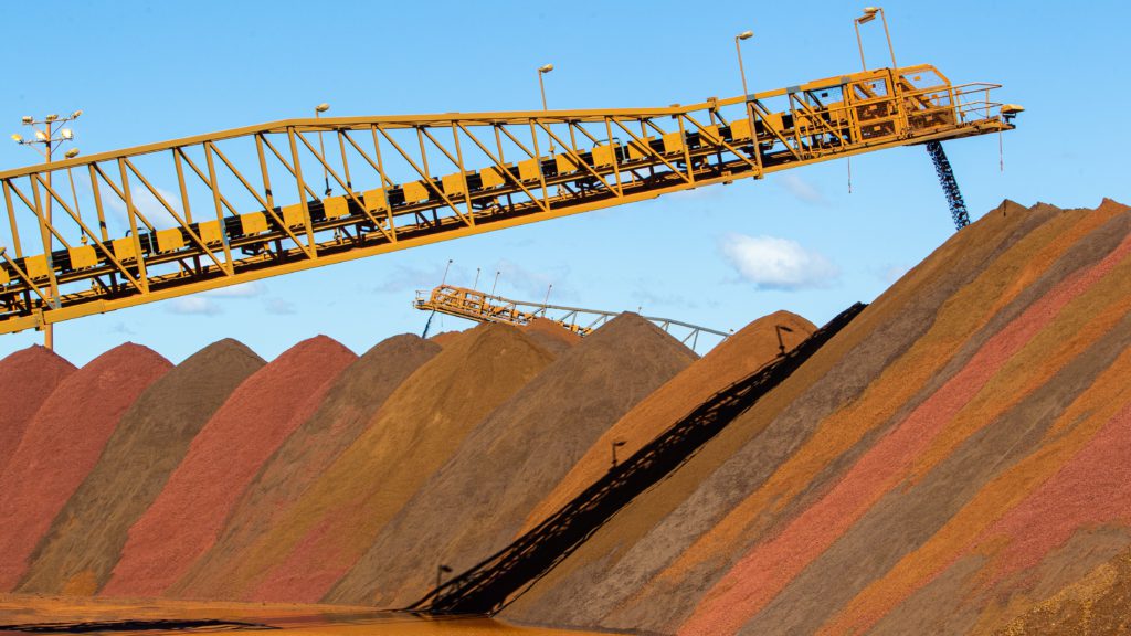 Iron ore price down on easing steel demand in China