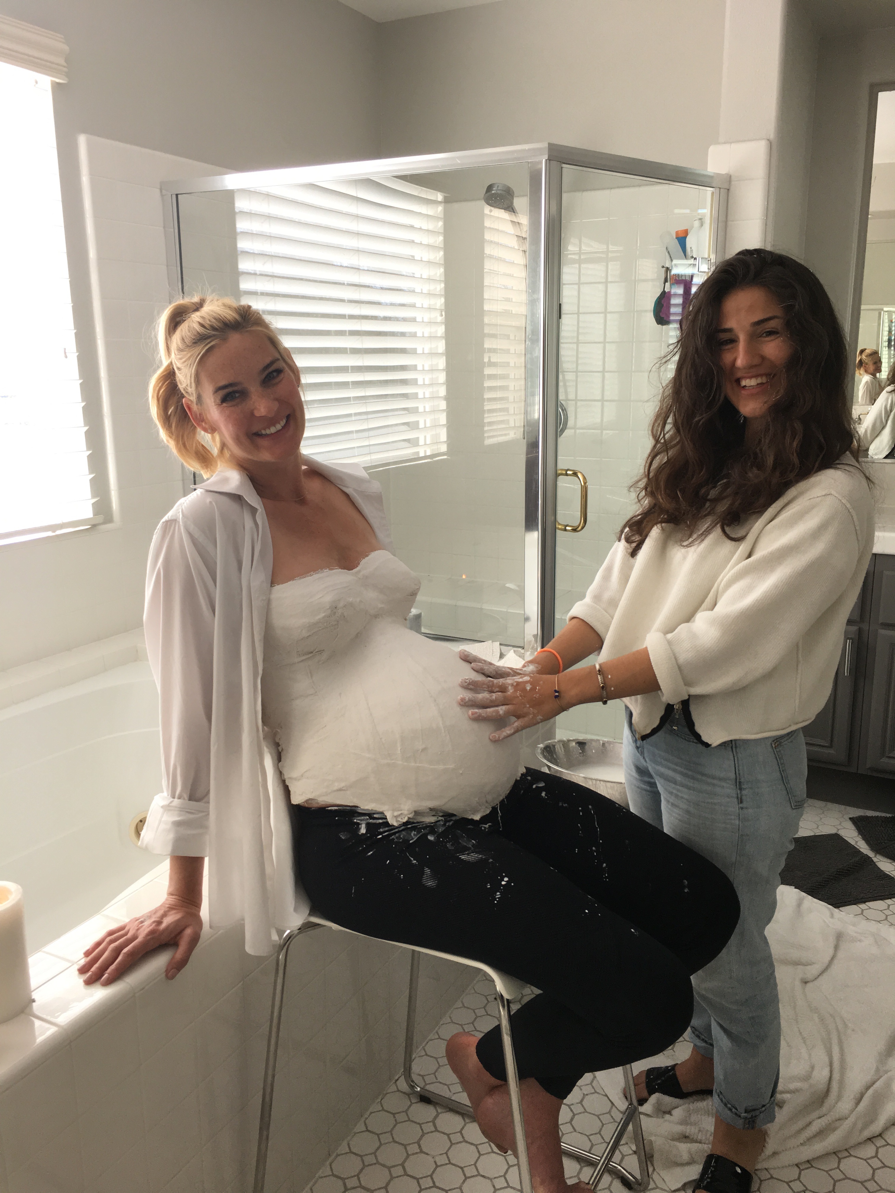 BELLY CAST WITH CHRISTINA Mini Style Hacker