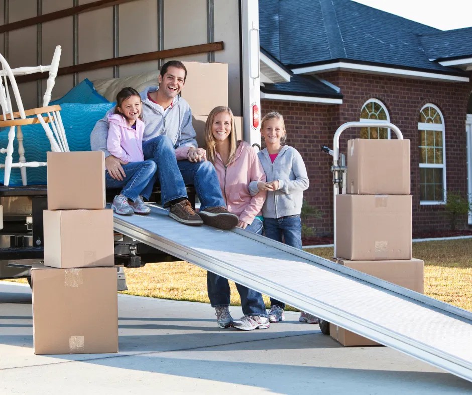 When Is the Best Time to Move? Mini U Storage