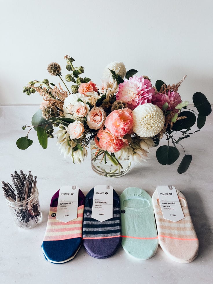 Best gifts for nurses in the hospital after delivery! Mint Arrow