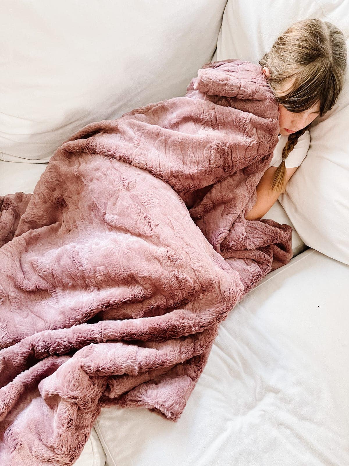 14 discount codes one for each person on your Christmas list! Mint Arrow