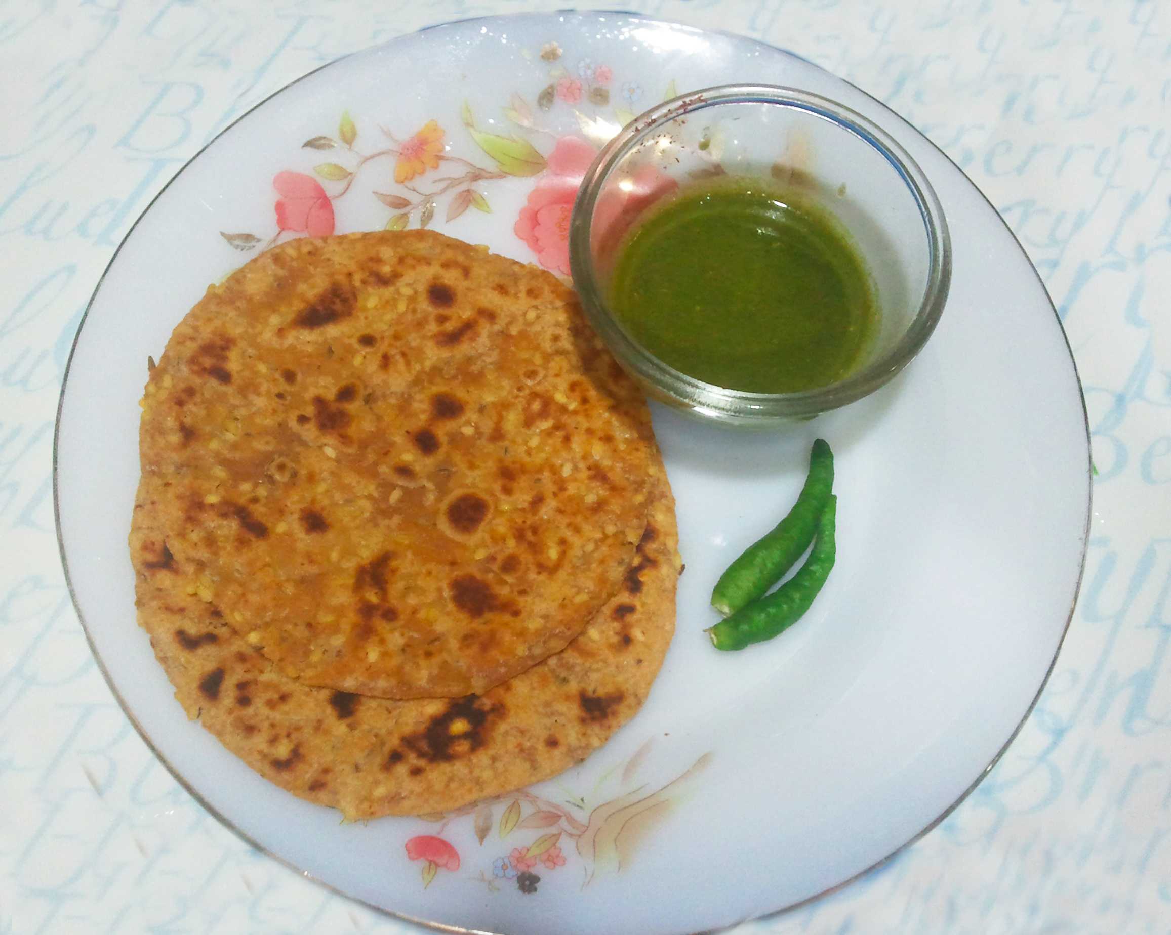 Sabut Moong Dal Ka Paratha
