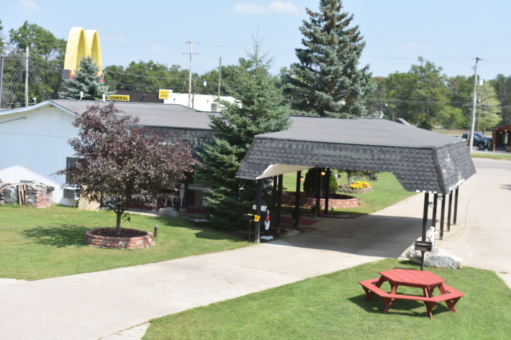 Mio Motel Mio, Michigan