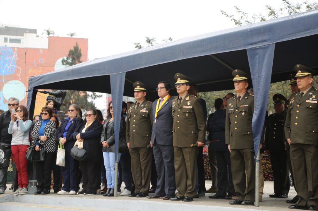 Emotivo cambio de guardia se realizó en el parque Reducto Número 2 de