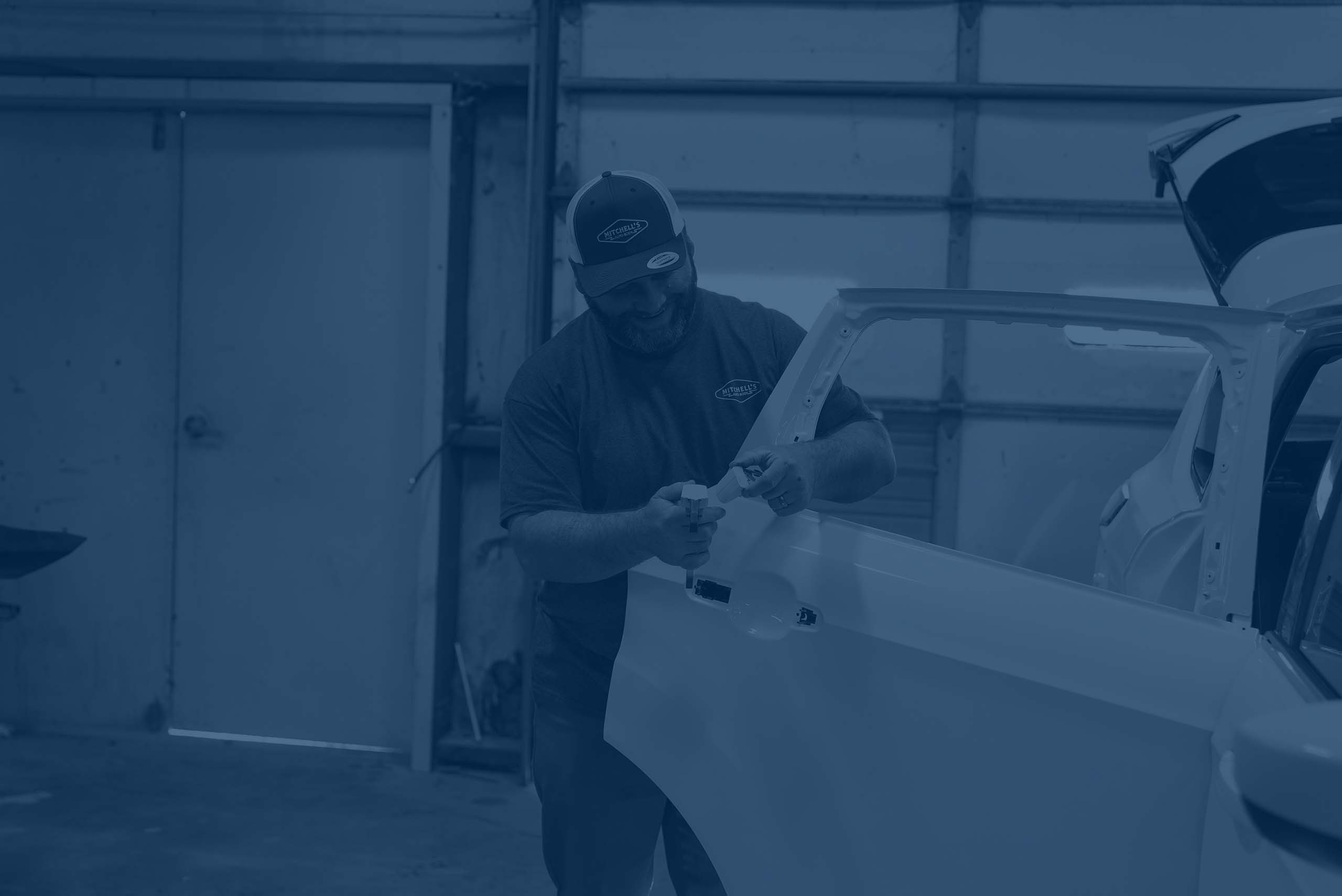 CONTACT Mitchells Auto Body