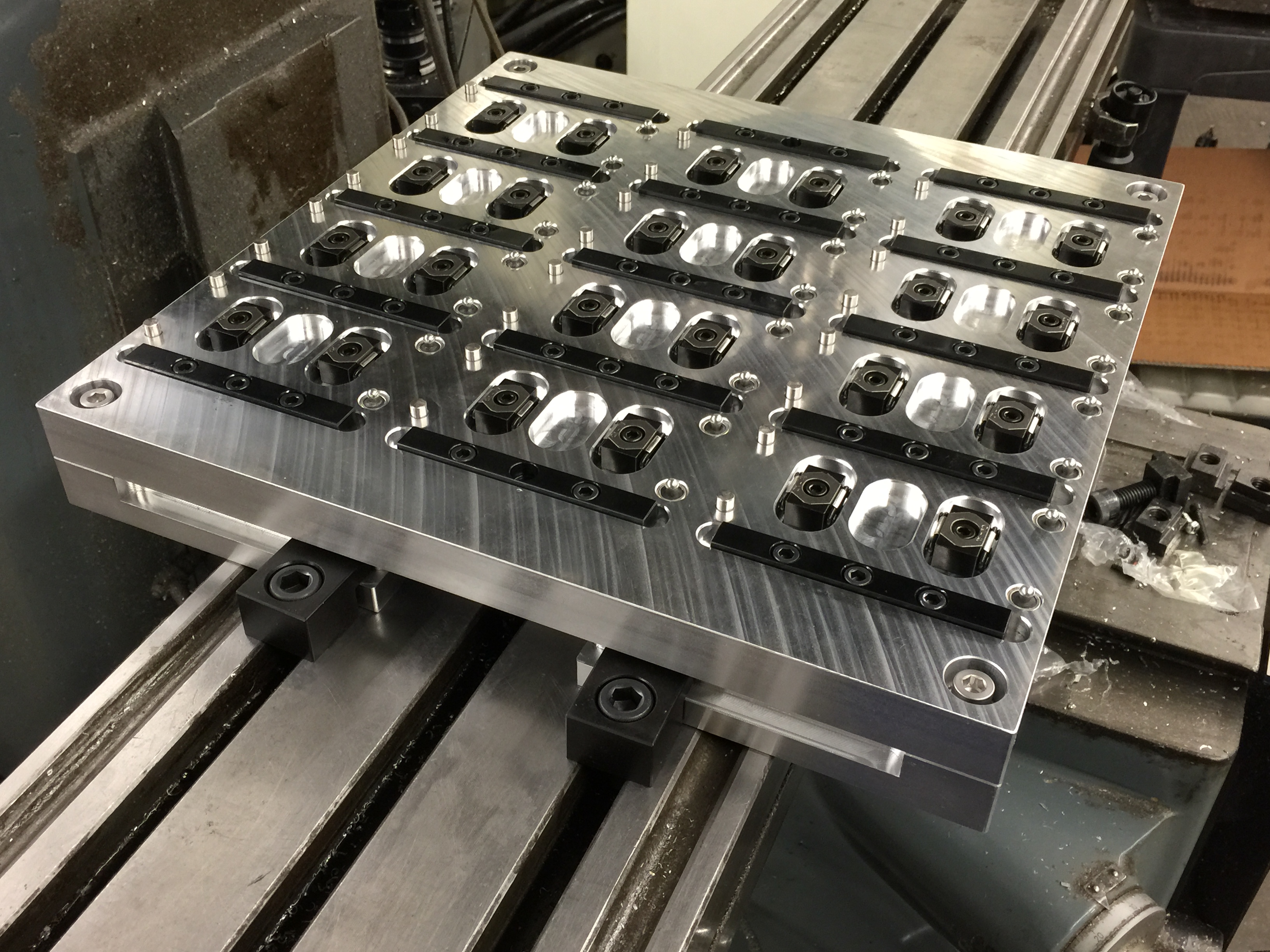 Quick Change Receiver and Blank Pallet MiteeBite Products LLC.