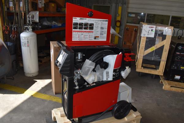 Lincoln Welding Equipment | New Lincoln PowerMig 360 MP