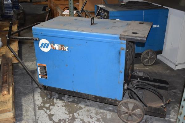 Miller Electric | Mitrowski Welding | Miller DeltaWeld 652 Mig Welder