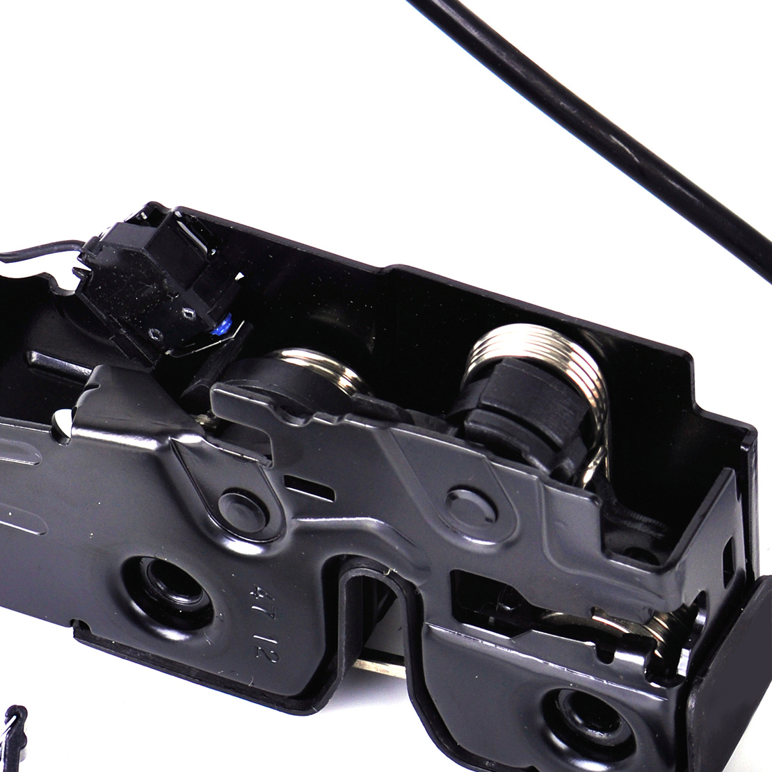 Under Hood Latch Lock 8K0823509F 8K0823509E Fit for Audi A4 A5 S5 Q5 R8