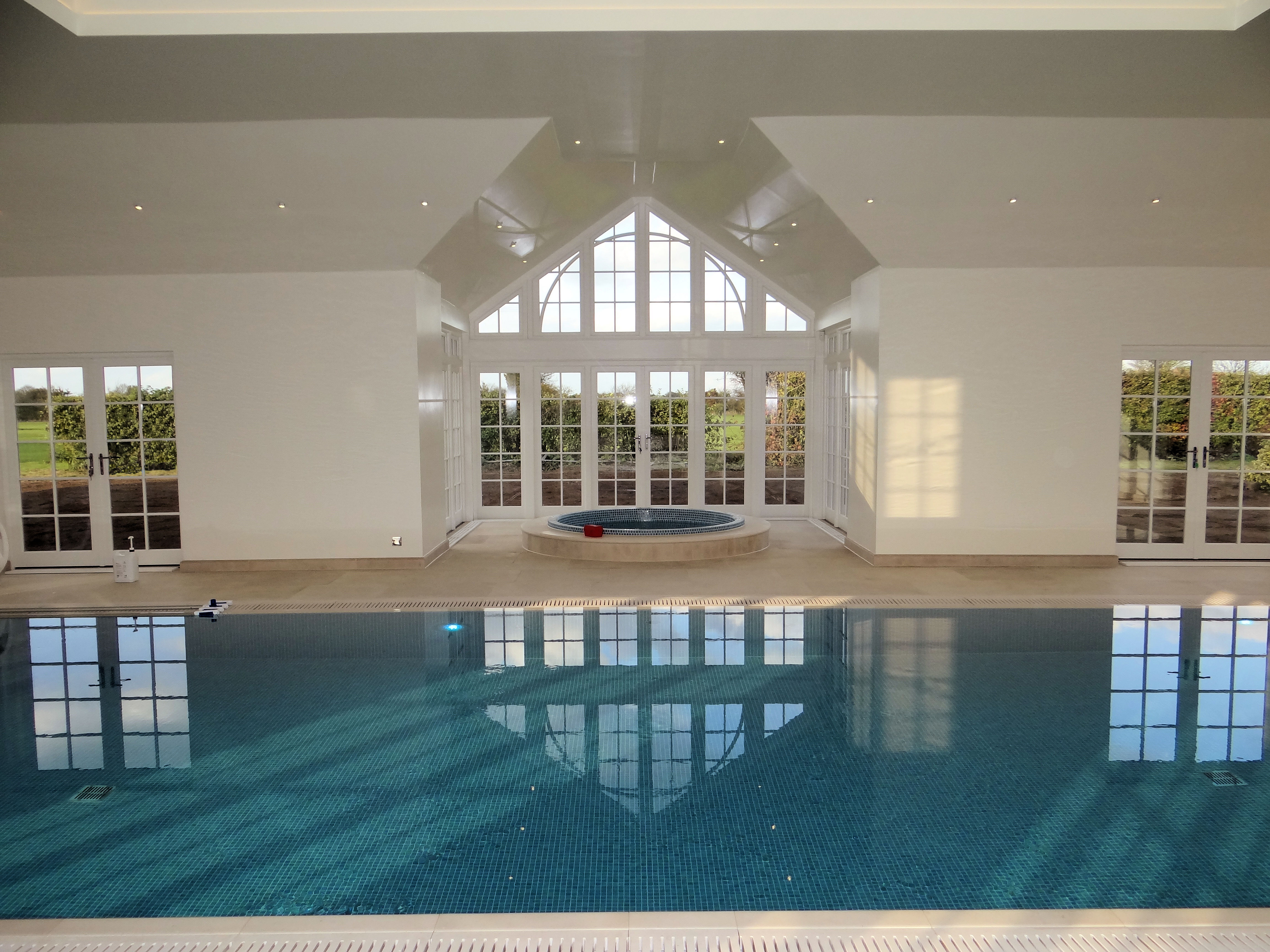 Stunning Suffolk Swimming Pool and Kitchen Project Completion Mixbrow