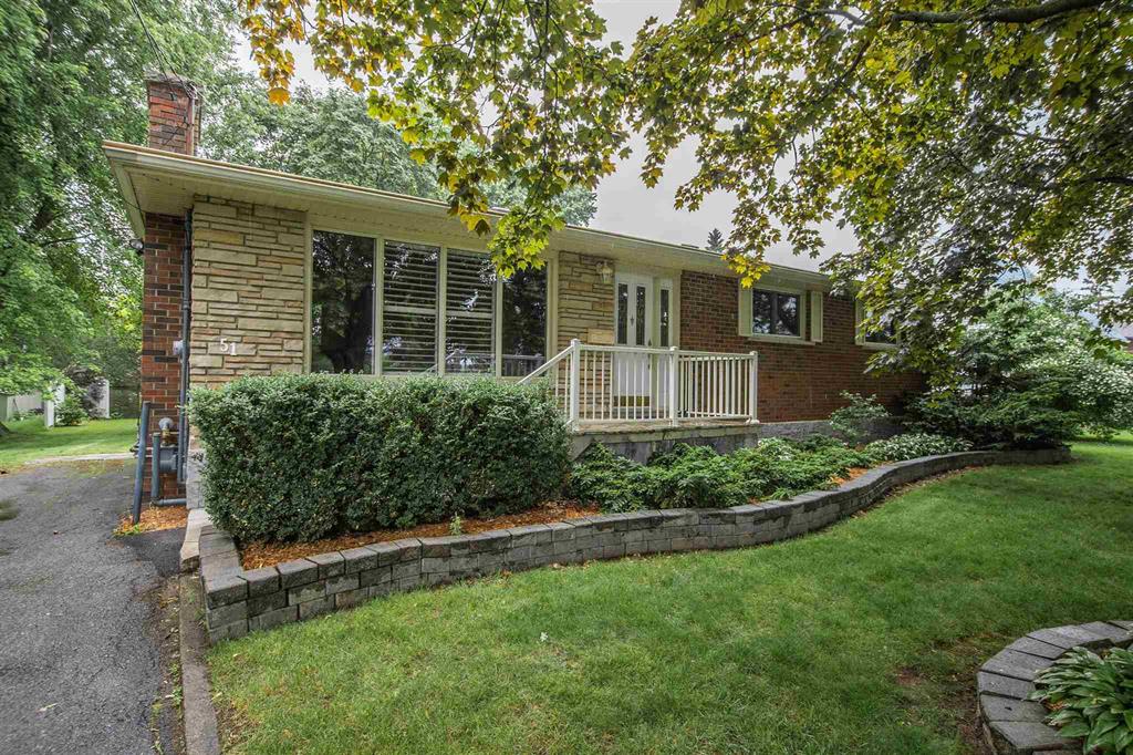 51 Sunny Acres Rd SOLD MaryKathryn MacKenzie, Sales Representative