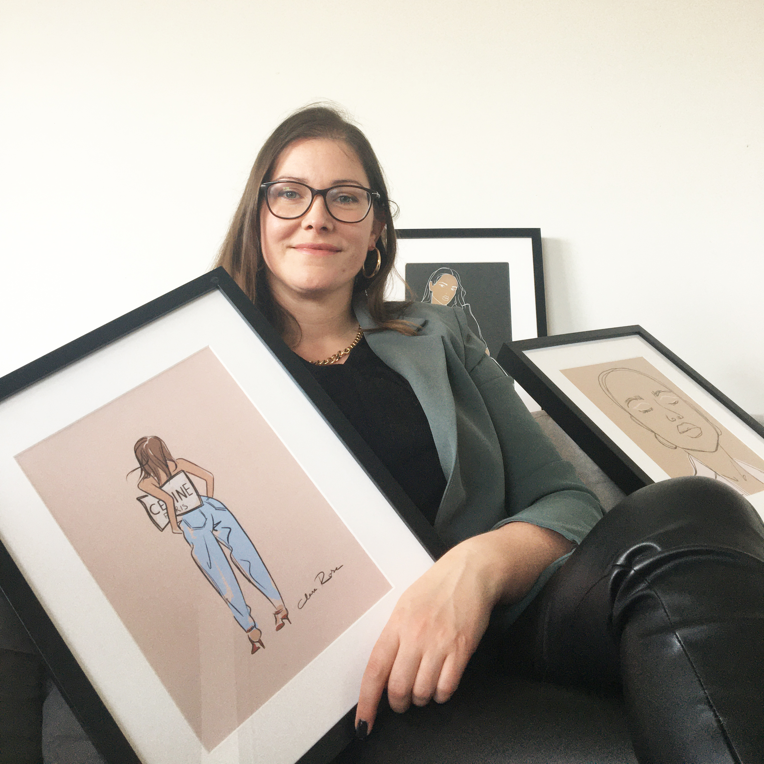 CLARE ROSE, L’ILLUSTRATRICE RENNAISE QUI CROQUE LA MODE D’UN ŒIL AFFÛTÉ
