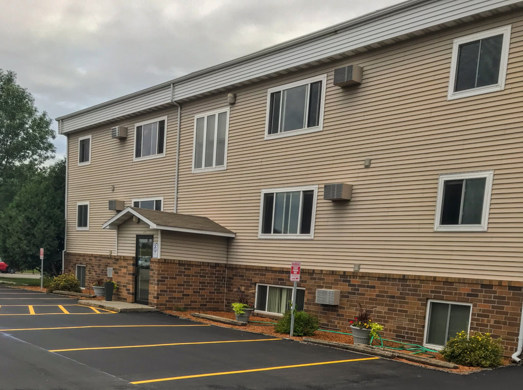Apartments near DL Middle School ready for movein Midwest Minnesota