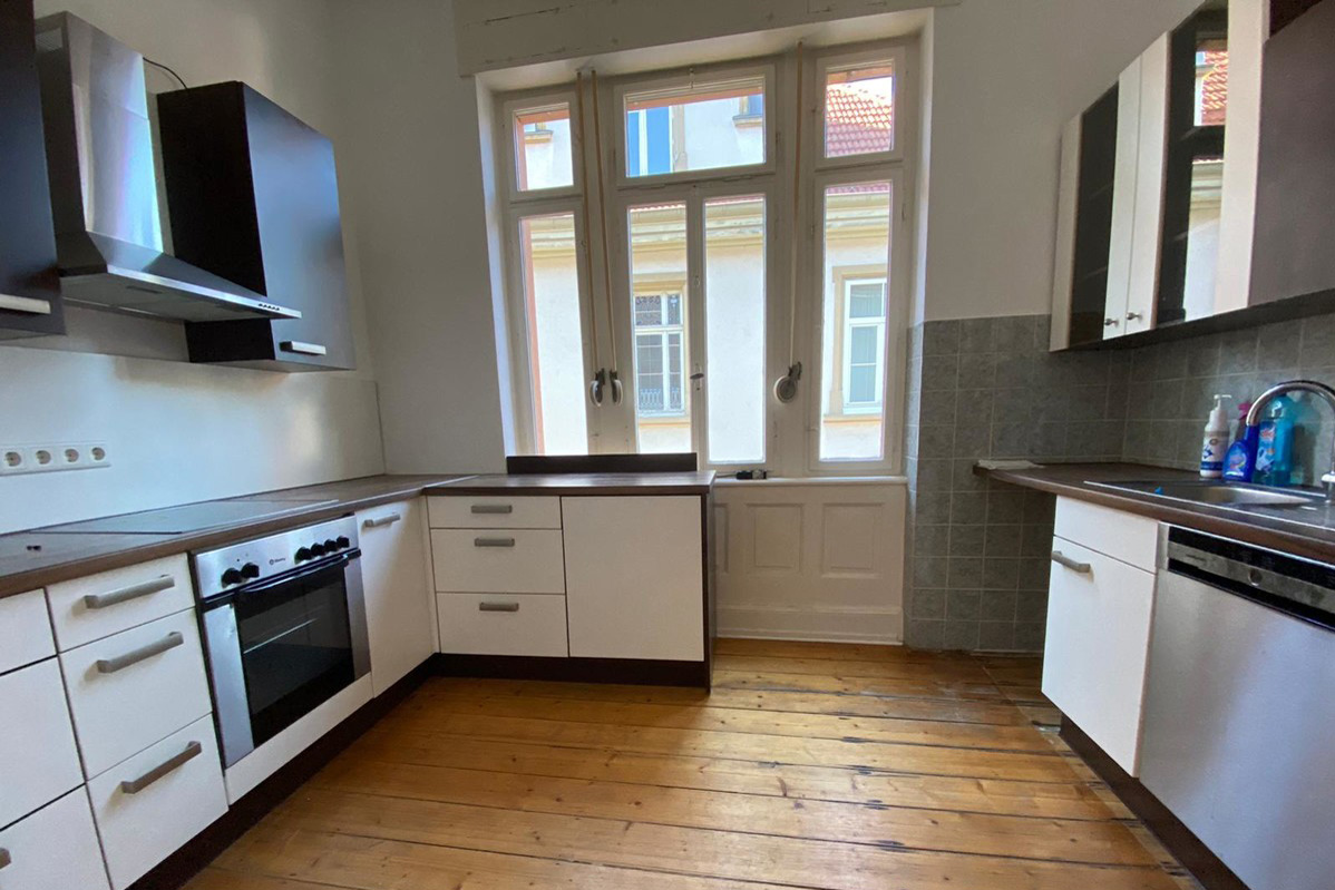 VERMIETET! AltbauWohnung mit Atmosphäre MOAYED IMMOBILIEN