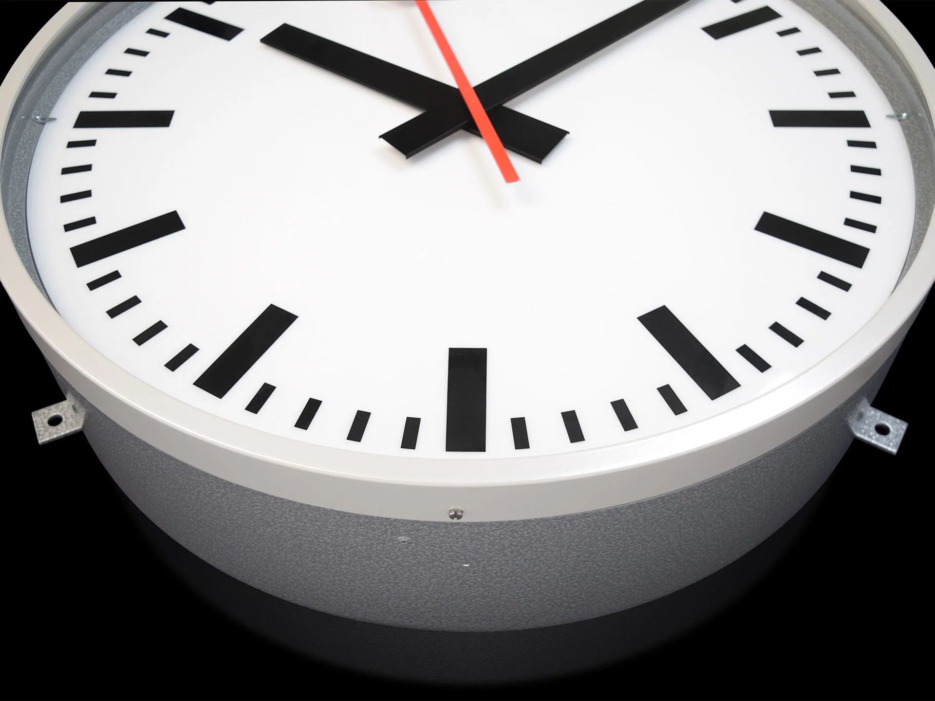 METRO Analogue Outdoor Clock The Swiss Railway Clock