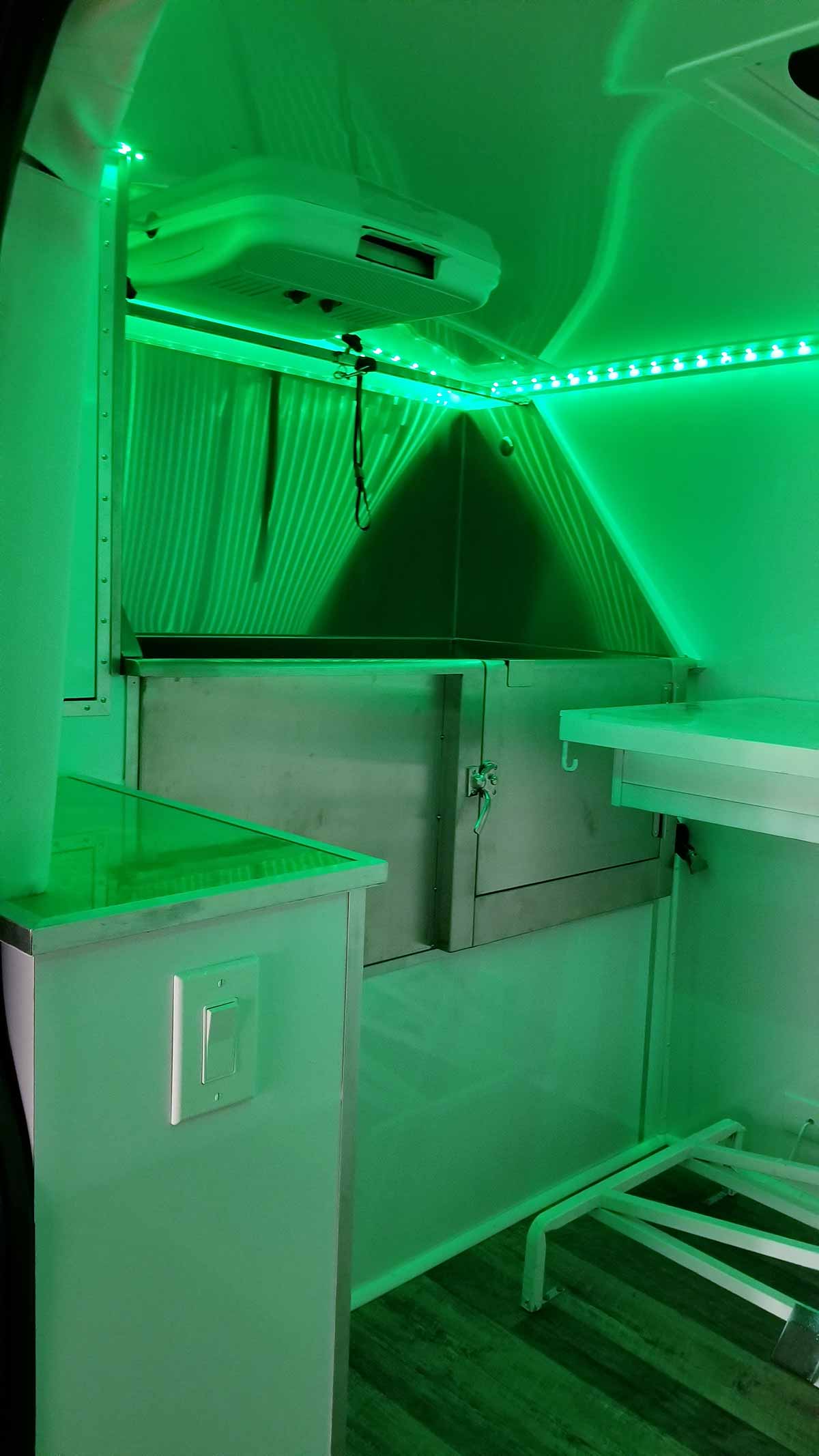 Mobile Grooming Vans & Trailers Conversions Vancouver WA